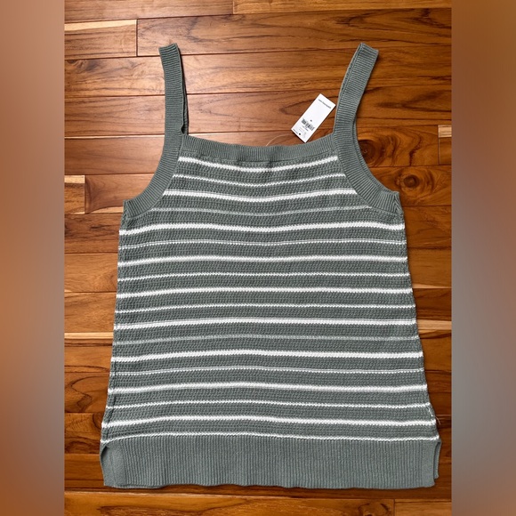 Gap factory, green and white striped sweater, medium - Picture 1 of 2